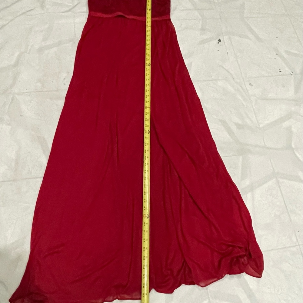 Elegant Red Lace Evening Gown perfect condition